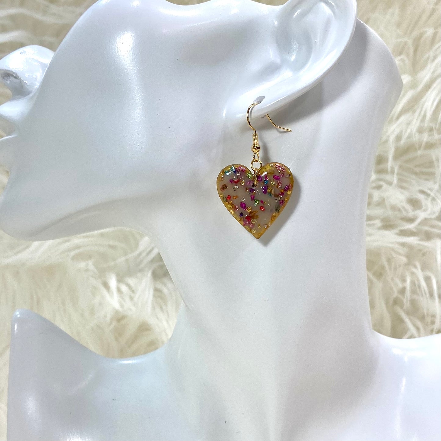 Sprinkle Taupe Heart Earrings