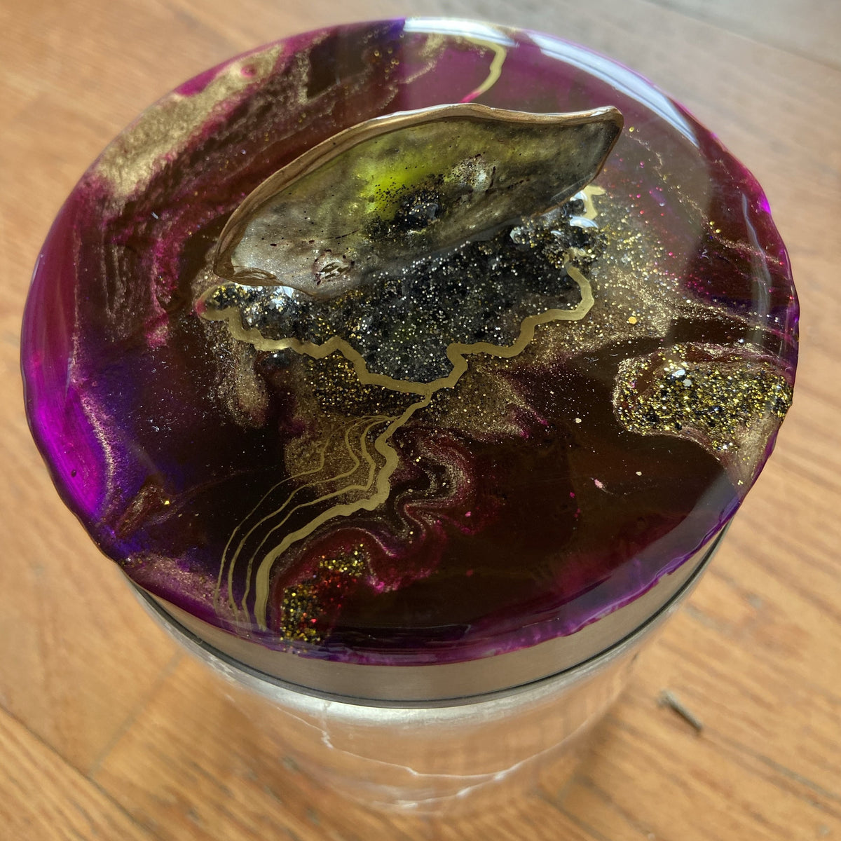 burgundy canister lid with faux agate and purple hues - Mamota Creative