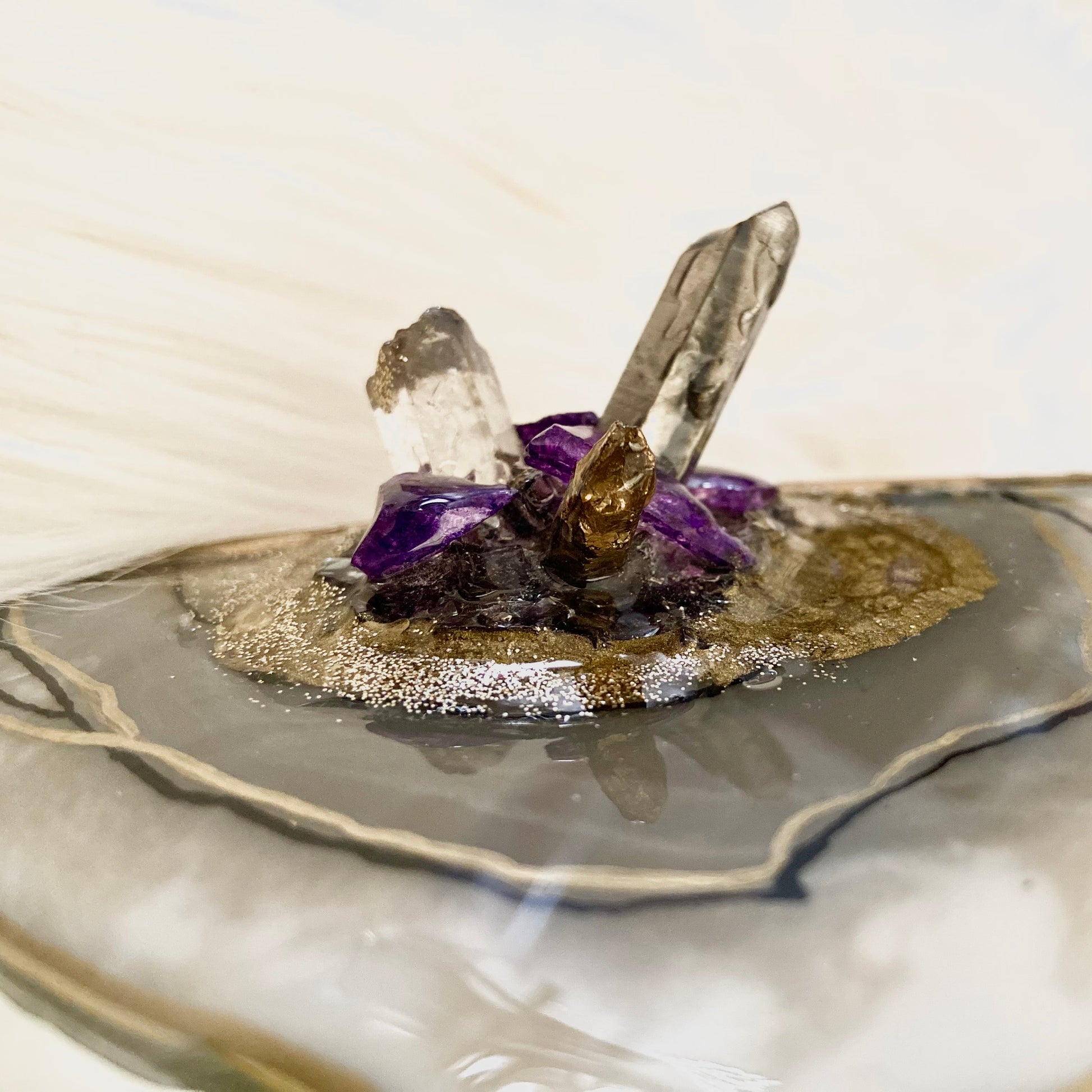 A close up of the quartz cluster on Luxnu mirror - Mamota Creative