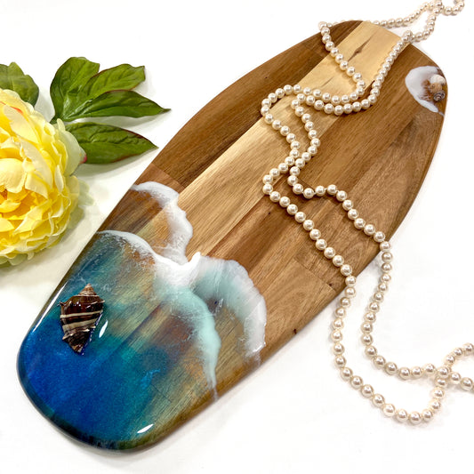 Beach-Inspired Acacia Wooden Board with Resin and Seashells