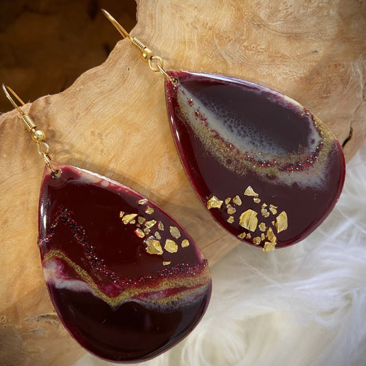 Burgundy teardrop earrings with gold stones - MAMOTA creative