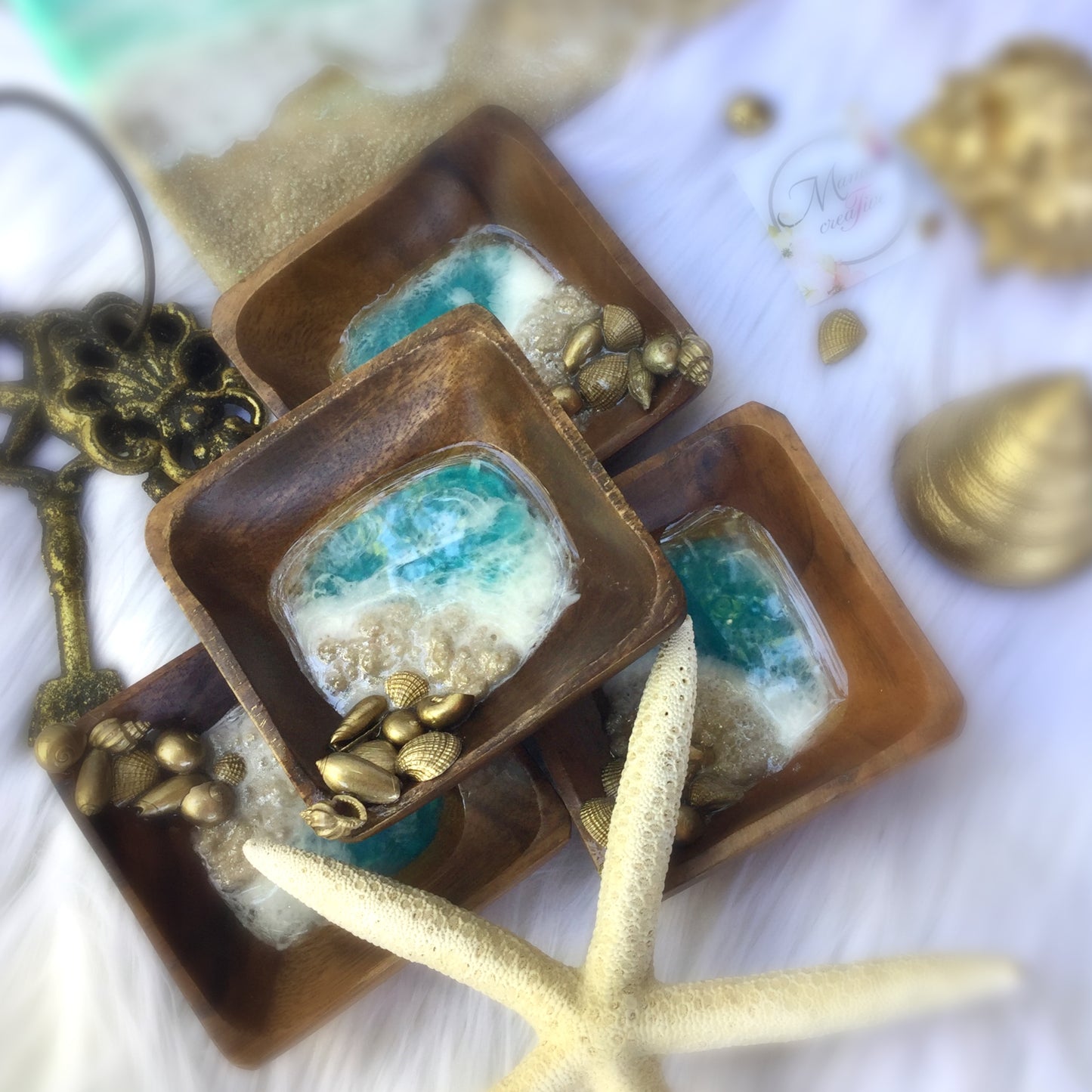 Wooden ring dish with resin beach art and gold shells - Mamota Creative